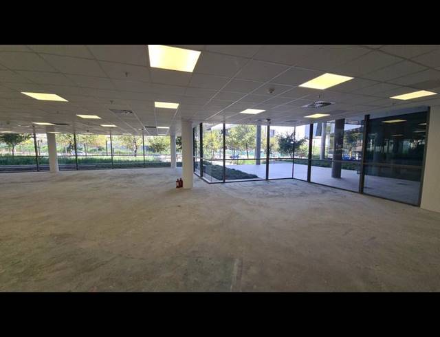 BUSINESS PROPERTY TO RENT IN WATERFALL